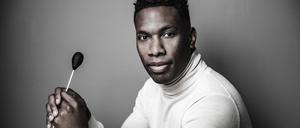 Dirigent Roderick Cox Promo