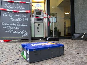 Symbolfoto eines zerstörten Geldautomaten