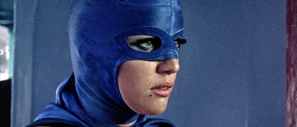 Mexikos B-Moviestar Maura Monti spielt in „La mujer murciélago“ eine Millionärin, die auf Verbrecherjagd geht.