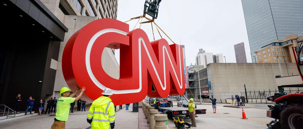 Zu Warner Bros. Discovery gehört auch der Nachrichtensender CNN. (Archivbild)