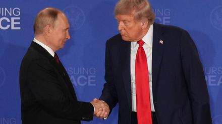 Zuletzt begegneten sich Trump und Putin im US-Bundesstaat Alaska. (Archivbild)