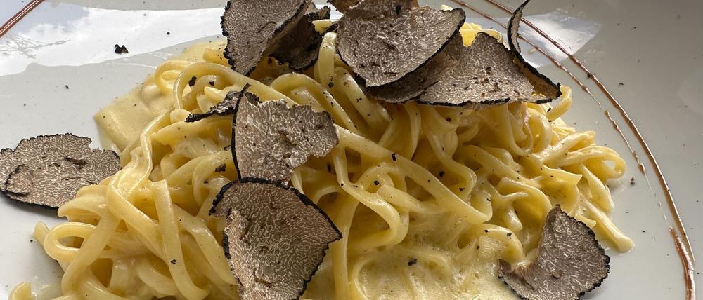 Tagliolini Al Tartufo Nero - Trüffelnudeln in einem Berliner Restaurant.