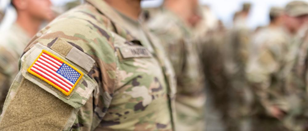 Den in Deutschland stationierten Streitkräften droht ein Gehaltsausfall.