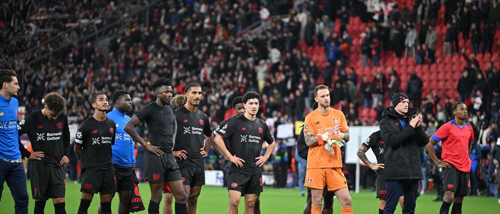 Enttäuschte Gesichter nach der 2:7-Niederlage in der Champions League.