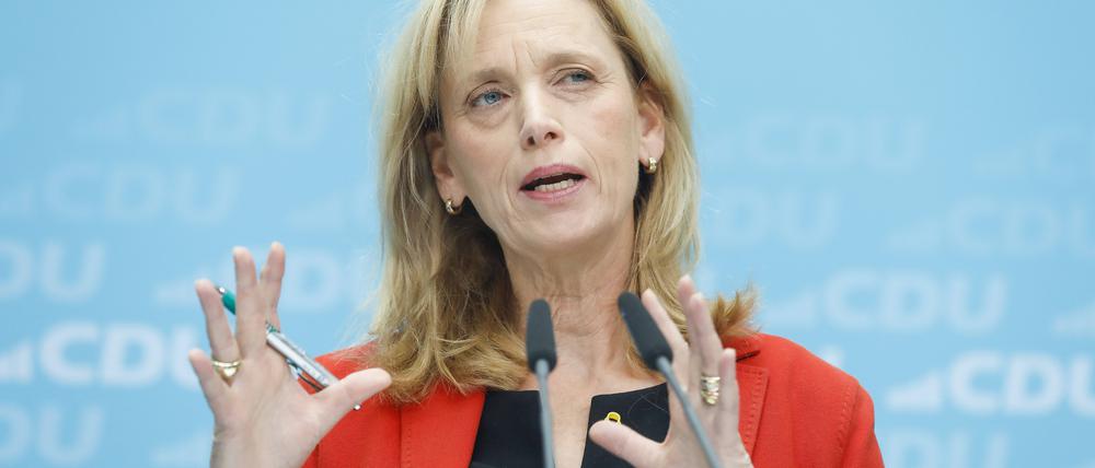 Bildungsministerin Karin Prien nach einer CDU-Gremniensitzung in Berlin.