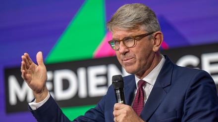 Kultur- und Medienstaatsminister Wolfram Weimer (parteilos) bei seiner Ansprache zum Auftakt der 39. Medientage München.