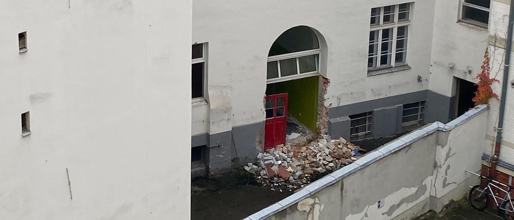 Das baufällige Gebäude in der Bernburger Straße 35.