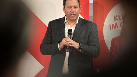 Vizekanzler und SPD-Chef Lars Klingbeil äußert sich zur Suche nach Soldaten für die Bundeswehr.   