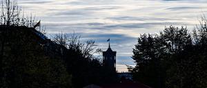 Das Wetter zum Wochenende hin bleibt kühl und unbeständig.