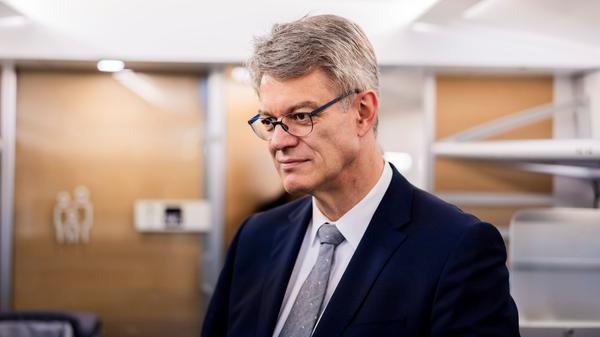 Der Bundesverkehrsminister Patrick Schnieder (CDU).