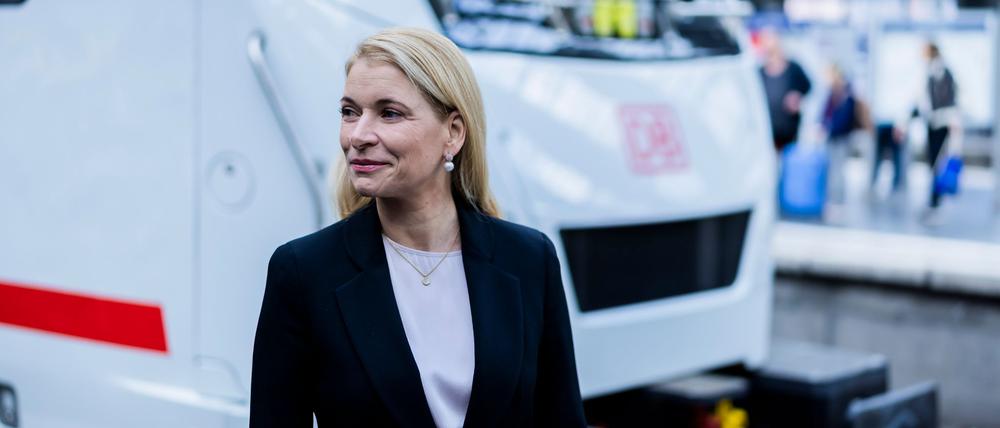 Die neue Bahnchefin, Evelyn Palla, will den Konzern neu aufstellen. (Archivbild)
