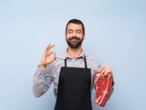 Der letzte Bissen Männlichkeit? Fleisch ist für viele Männer zum Symbol von Stärke geworden.