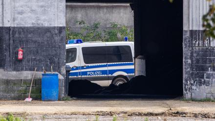 Erneut ist die Polizei im Fall des toten Fabian in der Region Güstrow sichtbar aktiv. (Archivbild)
