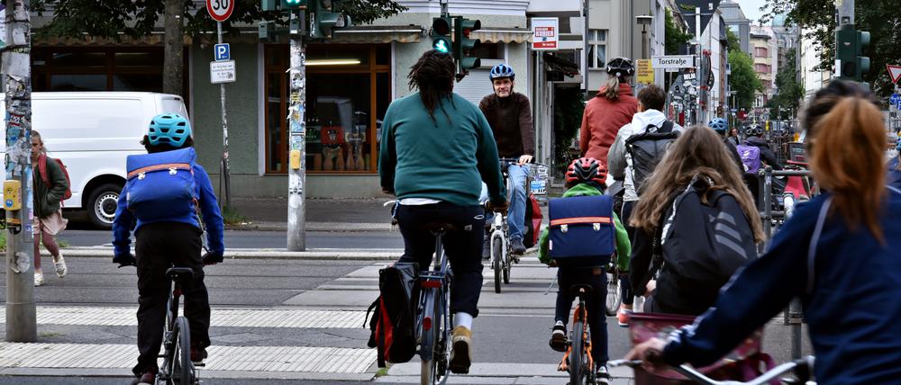 Ein abgewandelter Plan zum Umbau der Torstraße in Berlin-Mitte führt zu Streit zwischen Senat und Bezirk.