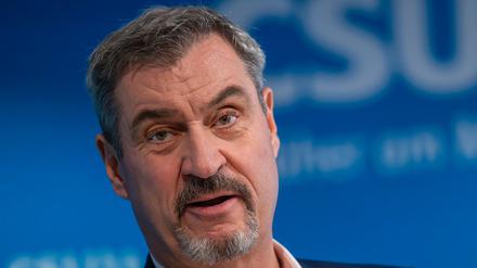 Markus Söder, CSU-Parteivorsitzender und bayerischer Ministerpräsident, nimmt nach der Sitzung des CSU-Vorstands, an einer Pressekonferenz in der CSU-Landesleitung teil (Archivbild).