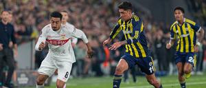 Tiago Tomas (links) und der VfB taten sich in Istanbul lange schwer
