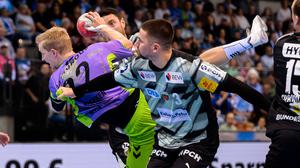 Fabian Wiede (vorn) hat sich in Veszprem verletzt.