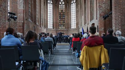 Die AfD plant im Paulikloster in Brandenburg an der Havel eine Wahlkampfveranstaltung und stößt damit auf Kritik (Archivbild). 