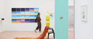 Blick in den Stand der Galerie Air Paris auf der Art Basel Paris.