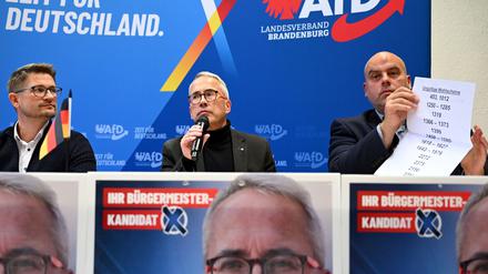 Die AfD Brandenburg wirft der Wahlleitung in Bad Freienwalde Unregelmäßigkeiten bei der Briefwahl zur Bürgermeister-Stichwahl vor.  