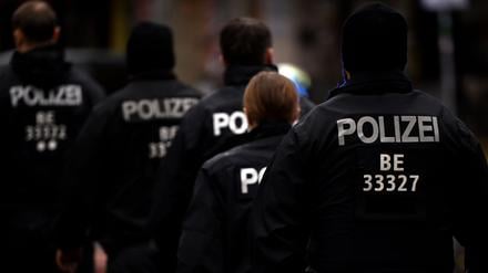 Zwei Polizeianwärter sollen entlassen werden. (Symbolbild)