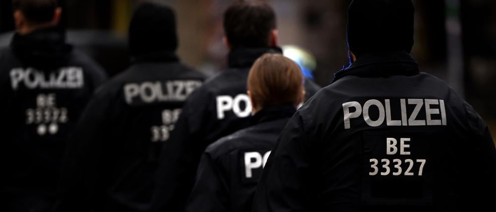 Zwei Polizeianwärter sollen entlassen werden. (Symbolbild)