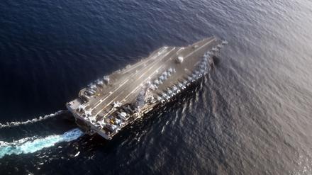 Der Flugzeugträger „USS Gerald R. Ford“ und der dazugehörige Verband sollen nach Lateinamerika (Archivbild).