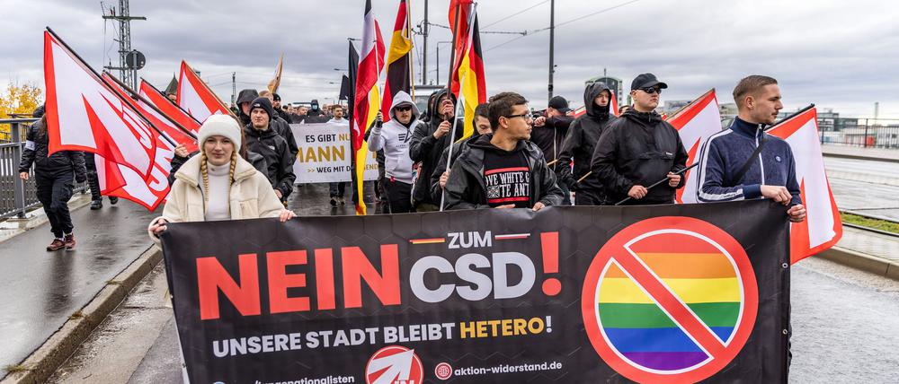 Protest gegen den CSD in Cottbus