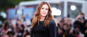 US-Schauspielerin Julia Roberts posiert für Fotografen auf dem roten Teppich.