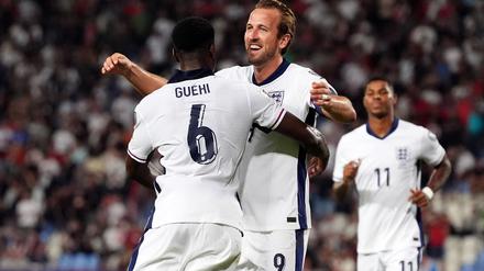 England-Nationalspieler Marc Guehi und Harry Kane: Spielen die beiden bald auch bei den Bayern zusammen?
