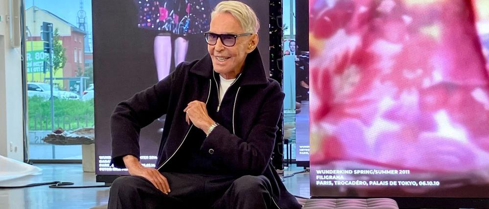 Der Designer Wolfgang Joop zeigt in einer Ausstellung in Potsdam bis zum 18. November eine große Bandbreite seines künstlerischen Werks. (Archivbild) 