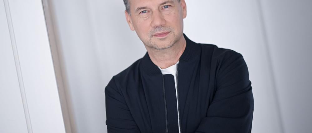 Sebastian Fitzek ist bekannt für seine spannungsgeladenen Psychothriller (Archivbild).