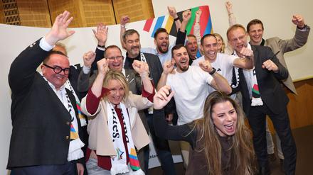 Jubel nach einem klaren Votum: Die Befürworter freuen sich über das Ja zur Münchner Olympia-Bewerbung.
