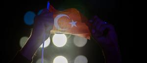 Wettskandal im türkischen Fussball - Hunderte Schiedsrichter sollen Wetten abgeschlossen haben. (Archivbild)