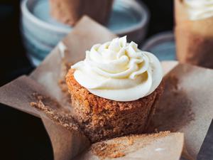 Rezeptfotos aus Backbuch „Das ultimative Zimtschnecken-Backbuch“ von Katharina Laurer, Frechverlag.