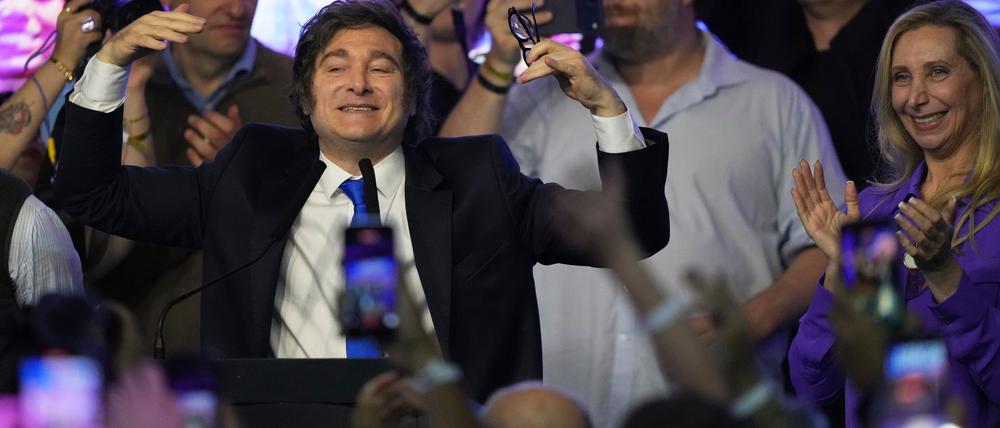 Der Jubel nach dem Sieg: Die Partei von Argentiniens Präsidenten Milei konnte bei der Kongresswahl zahlreiche Mandate hinzugewinnen.