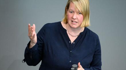 Die SPD-Abgeordnete Esdar verteidigt ihre Teilnahme an einer Demonstration gegen die „Stadtbild“-Äußerungen des Kanzlers. (Archivbild)