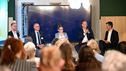 Foto: Ben Pakalski / www.pakalski-press.de für Lilly Deutschland // Weiterer Text über ots und www.presseportal.de/nr/19840 / Die Verwendung dieses Bildes für redaktionelle Zwecke ist unter Beachtung aller mitgeteilten Nutzungsbedingungen zulässig und dann auch honorarfrei. Veröffentlichung ausschließlich mit Bildrechte-Hinweis.