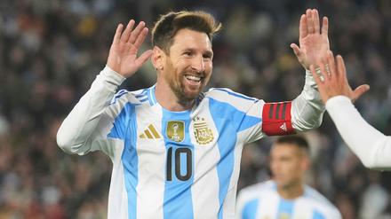 Lionel Messi könnte auch bei der nächsten WM wieder für Argentinien spielen. (Archivbild)