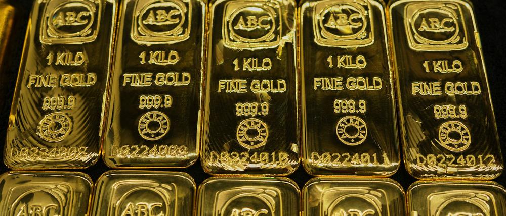 Der Goldpreis fällt deutlich unter 4.000 US-Dollar.