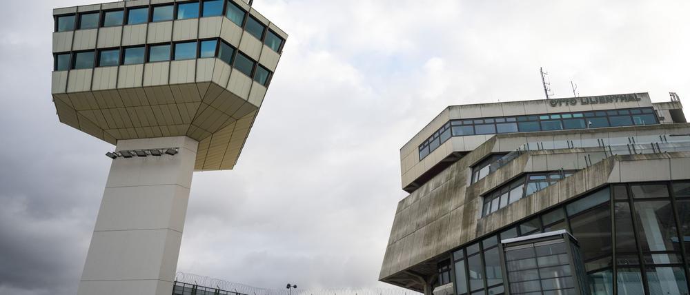 Die Bundeswehr will weiterhin Teile des ehemaligen Flughafengeländes nutzen können. (Archivbild)