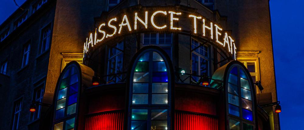 Auf dass die Lichter nicht ausgehen. Die Fassade des Renaissance Theaters in Charlottenburg.