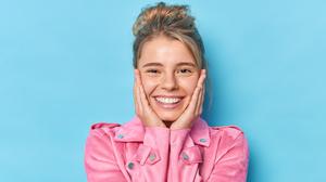 Bitte lächeln! Gesunde Zähne können für den gesamten Körper von Bedeutung sein.