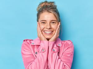 Bitte lächeln! Gesunde Zähne können für den gesamten Körper von Bedeutung sein.