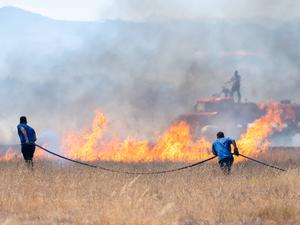 Der Klimawandel begünstigt Brände, die direkt und durch den entstehenden Rauch Menschen gefährden.