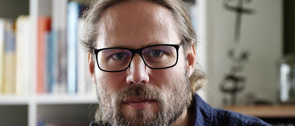 Der heute 40-jährige Rene Pickhardt berichtet, er sei von seiner Ex-Freundin emotional und körperlich missbraucht worden.