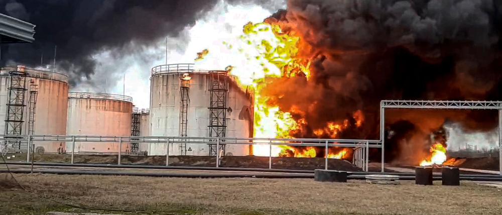 Russland setzt zum Schutz vor ukrainischen Drohnenangriffen auf Ölraffinerien und andere wichtige Objekte der Energieinfrastruktur nun auch Reservisten ein. (Archivbild)