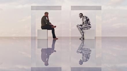 Ein Mensch unterhält sich mit einer Maschine – viele besprechen ihre Ängste inzwischen mit einem Chatbot.