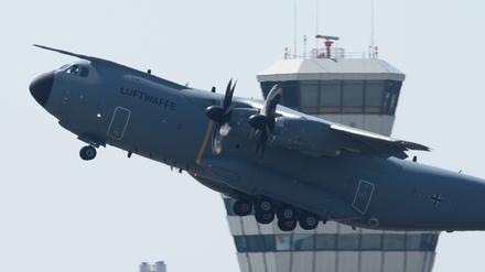 Der ehemalige Flughafen Tegel soll künftig ganz unterschiedlich genutzt werden. (Archivbild)