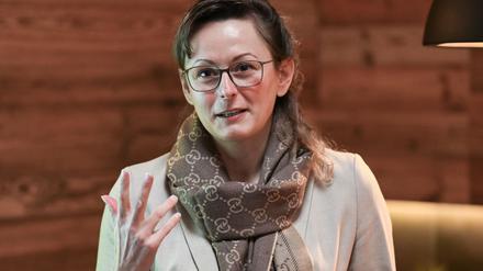 Hanka Mittelstädt (SPD), Brandenburgs Landwirtschaftsministerin, kündigte an, mobile Schlachtfahrzeuge mit staatlichen Mitteln zu fördern.